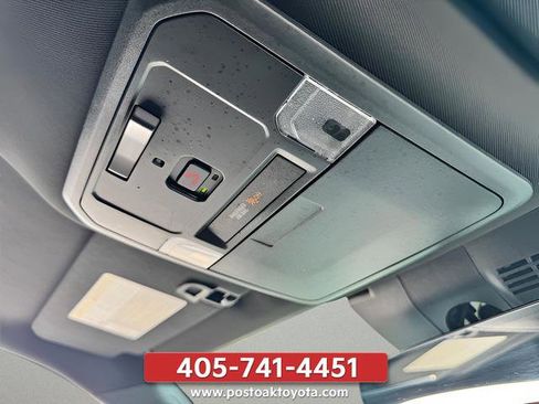 Used 2025 Toyota Tacoma SR5 AWD/4WD image 20