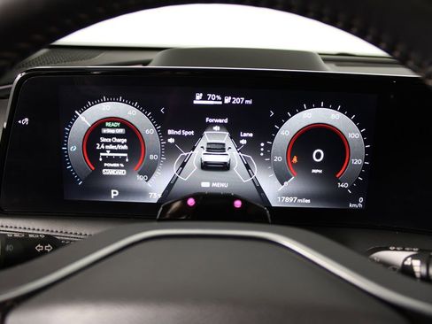 Used 2023 Nissan Ariya FWD image 6