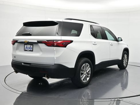 Used 2023 Chevrolet Traverse LT FWD image 5