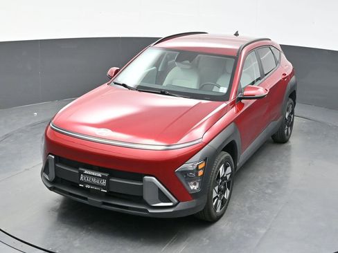 Used 2025 Hyundai Kona SEL AWD/4WD image 37