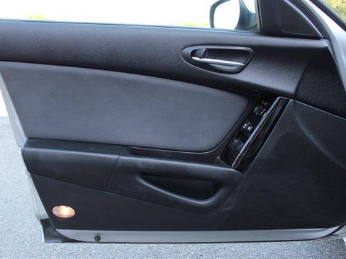 Used 2004 MAZDA RX-8 w/ AT Sport Pkg RWD image 11