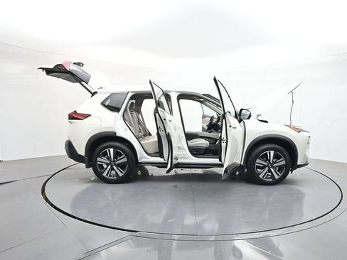 Used 2023 Nissan Rogue SL FWD image 41