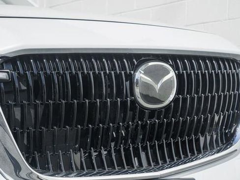 Used 2024 MAZDA CX-90 3.3 Turbo w/ Preferred Package image 12