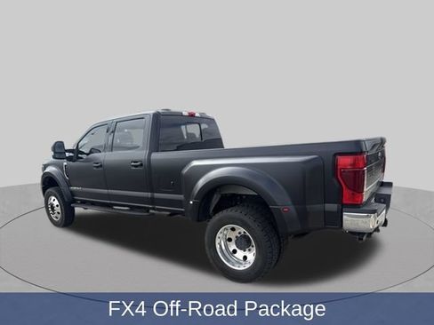 Used 2021 Ford F450 Lariat w/ Lariat Value Package AWD/4WD image 3