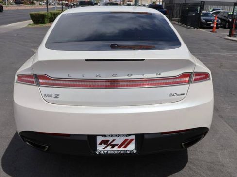Used 2014 Lincoln MKZ FWD image 6