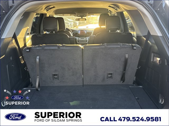 Used 2024 Ford Explorer XLT w/ Equipment Group 202A AWD/4WD image 7