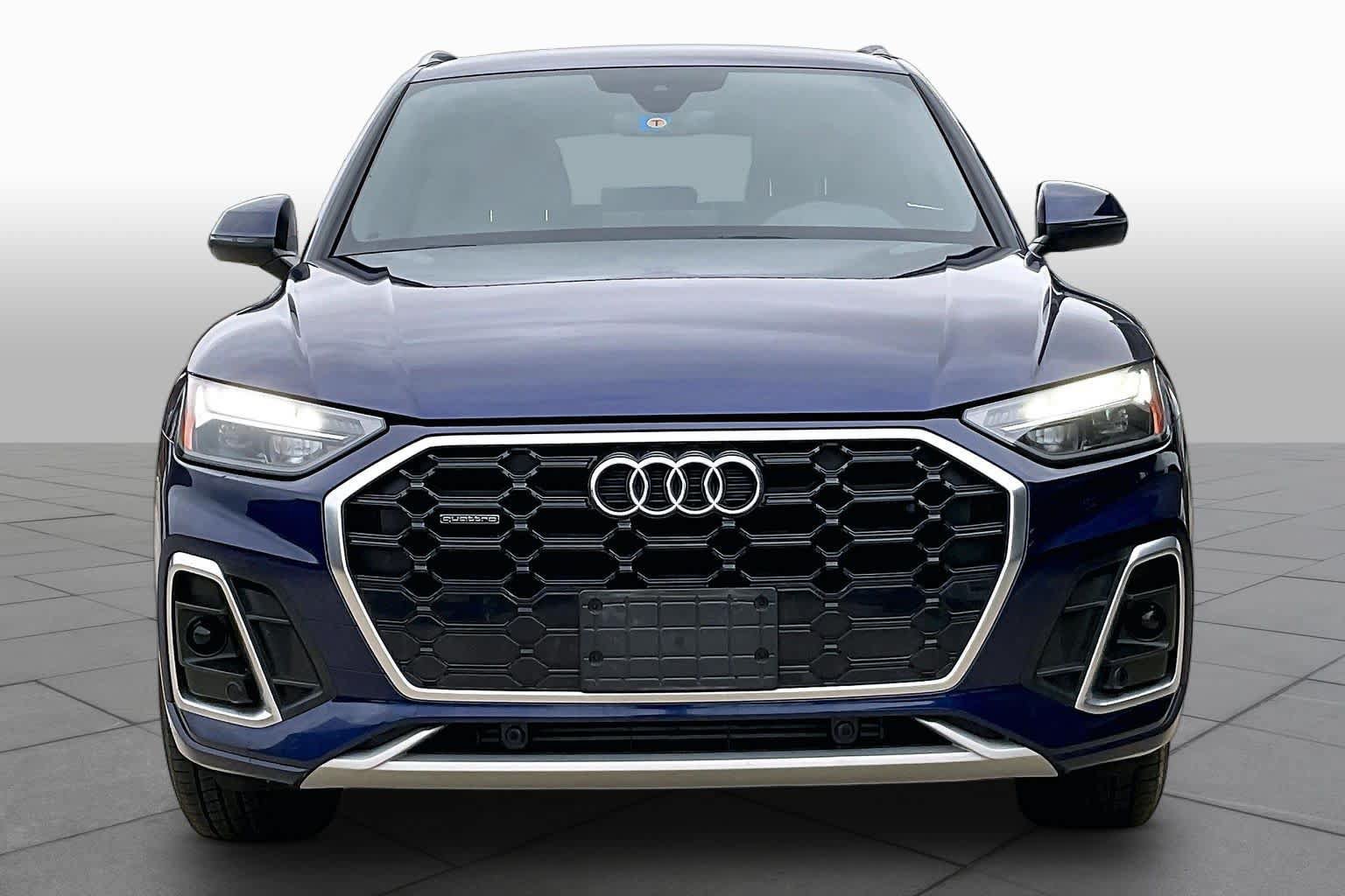 Used 2022 Audi Q5 2.0T Premium w/ Convenience Package AWD/4WD image 4