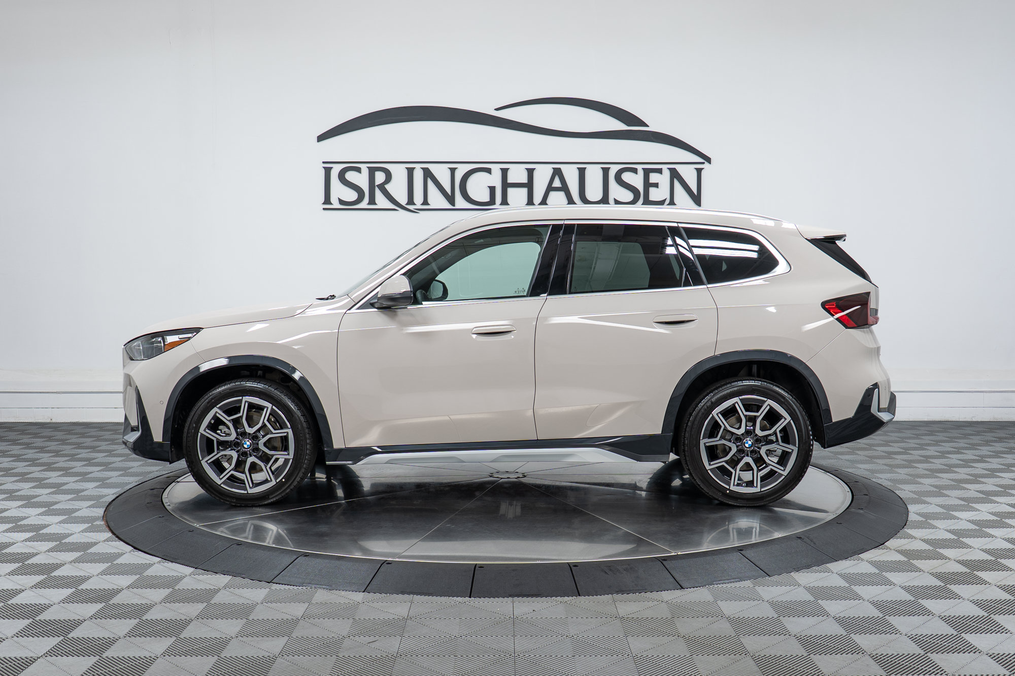 Used 2026 BMW X1 xDrive28i w/ Convenience Package AWD/4WD image 8