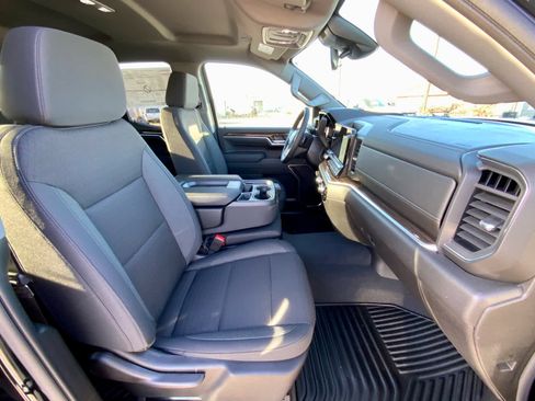 New 2026 GMC Sierra 1500 Elevation image 26