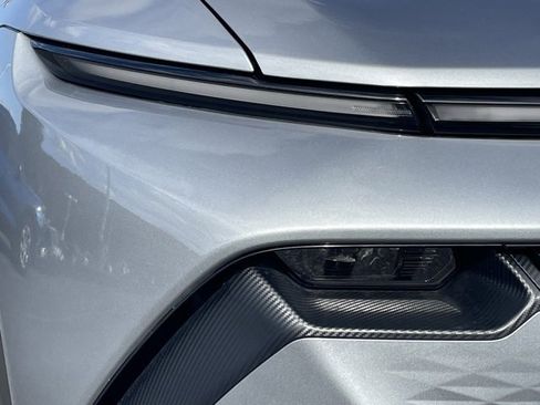 New 2026 Chevrolet Equinox EV LT w/ LPO, Tech Bronze Package image 9