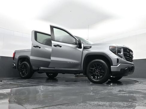 Used 2024 GMC Sierra 1500 Elevation AWD/4WD image 29
