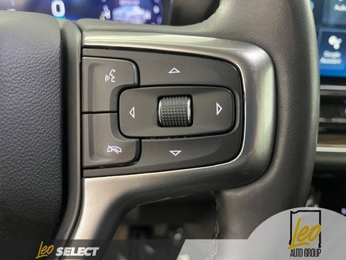 Used 2024 Chevrolet Silverado 1500 LT AWD/4WD image 16