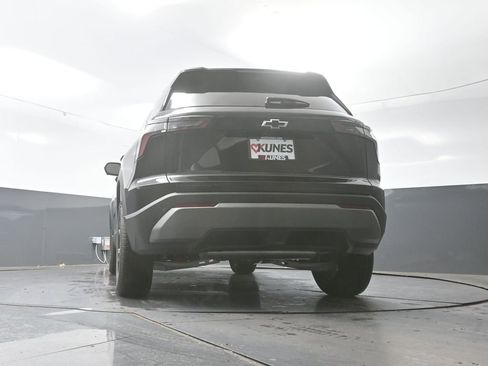 New 2026 Chevrolet Equinox LT w/ Convenience Package II image 50