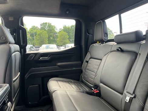Used 2023 GMC Sierra 1500 AT4X AWD/4WD image 19