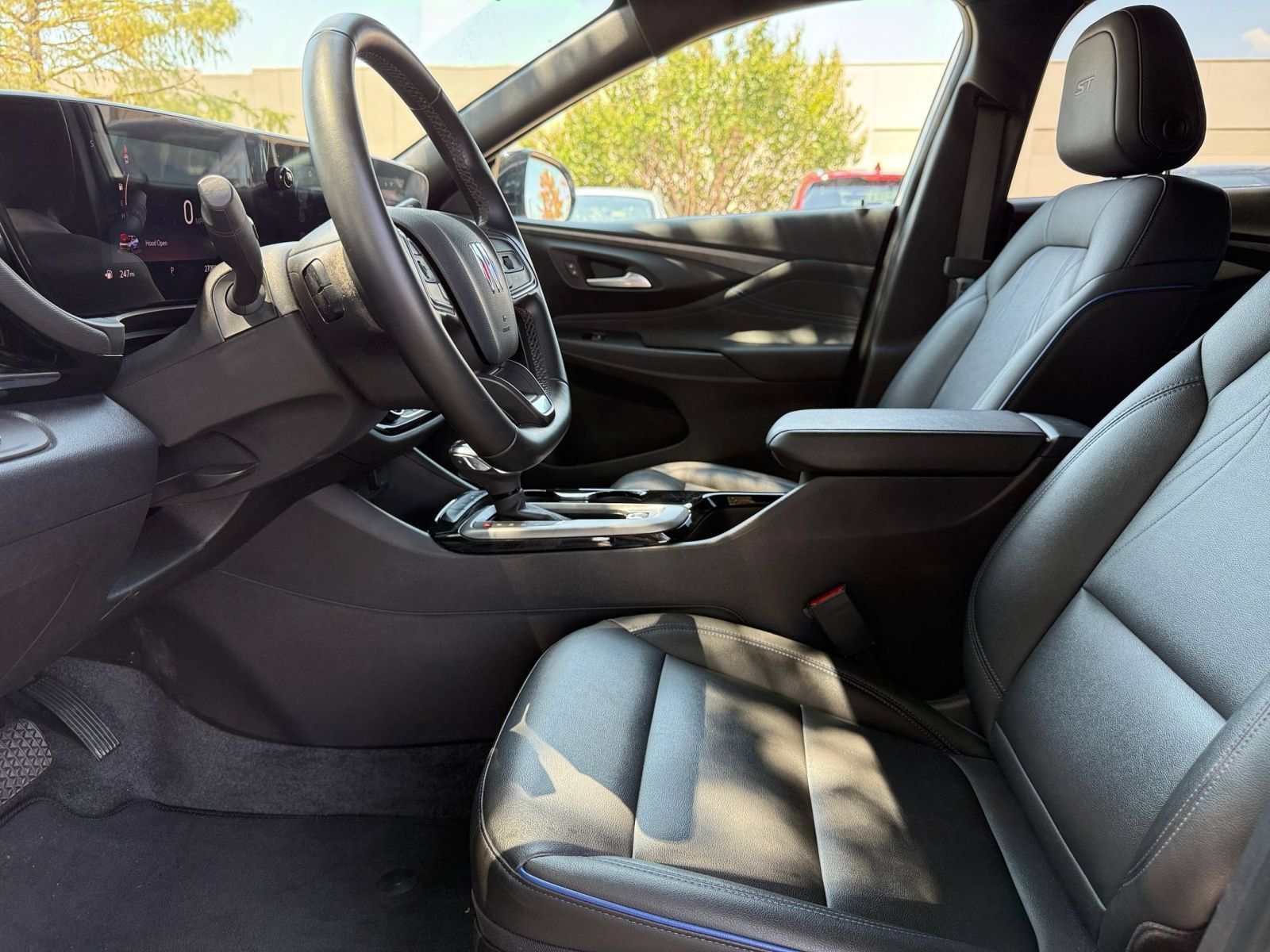 Used 2025 Buick Envista Sport Touring FWD image 26
