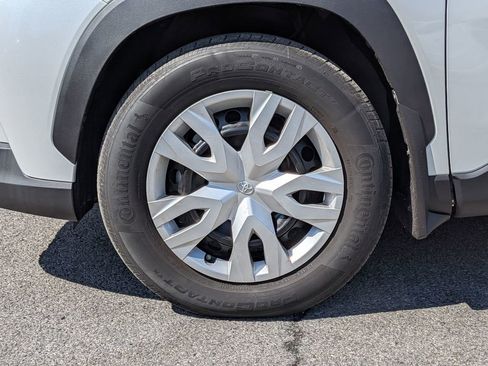 Used 2023 Toyota Corolla Cross L image 26