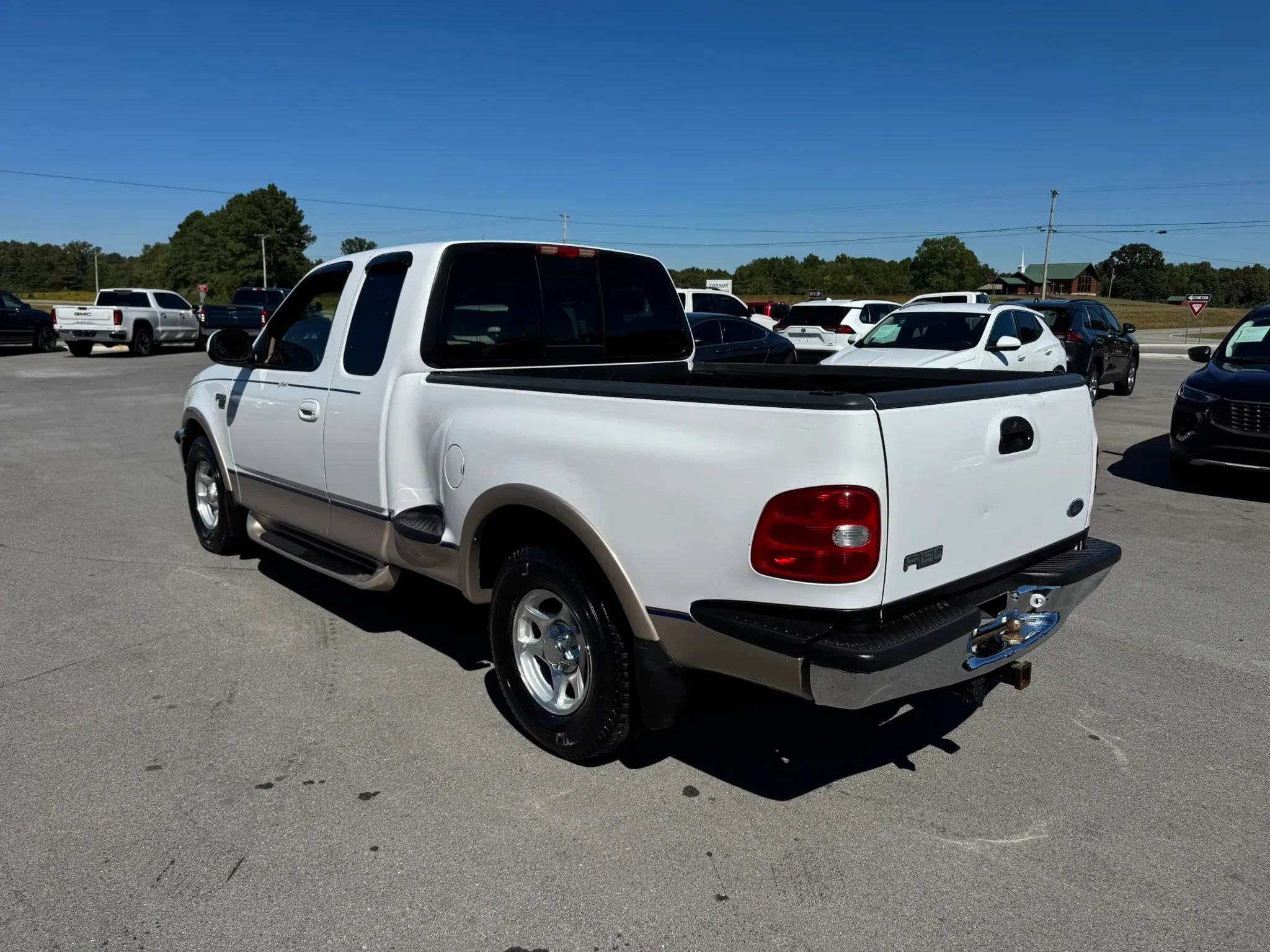 Used 1998 Ford F150 2WD SuperCab image 3