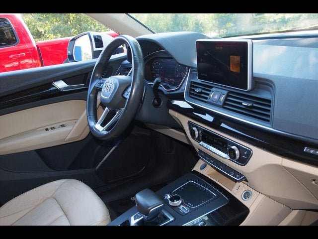 Used 2018 Audi Q5 2.0T Premium Plus w/ Premium Plus Package AWD/4WD image 10