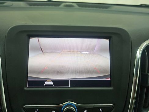 Used 2024 Chevrolet Equinox LT w/ LPO, Floor Liner Package FWD image 8