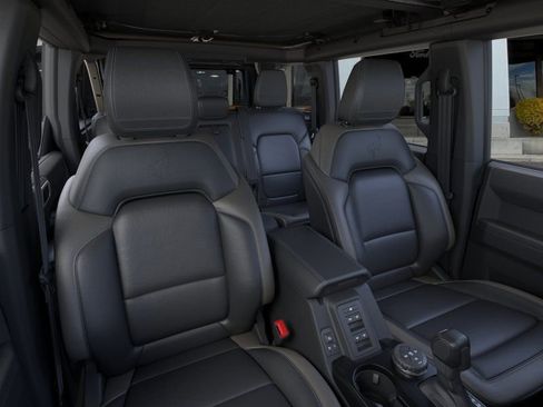 New 2026 Ford Bronco Outer Banks AWD/4WD image 10