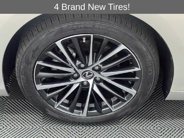 Certified 2024 Lexus ES 350 w/ Premium Package FWD image 23