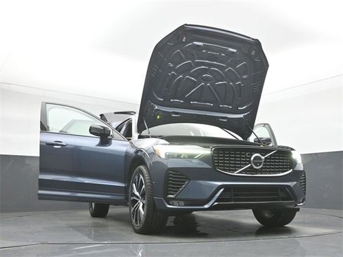 Used 2023 Volvo XC60 B5 Ultimate w/ Protection Package Premier image 55