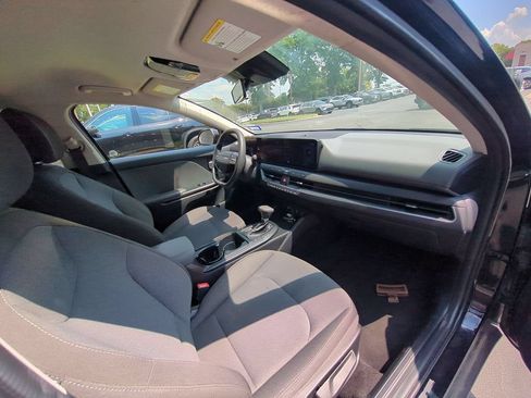 Used 2025 Kia K4 FWD image 31