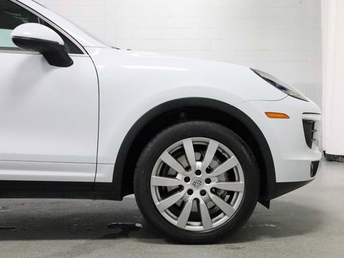 Used 2015 Porsche Cayenne S AWD/4WD image 11