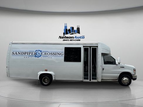 Used 2016 Ford E-450 and Econoline 450 Super Duty w/ Shuttle Bus Prep Package image 2