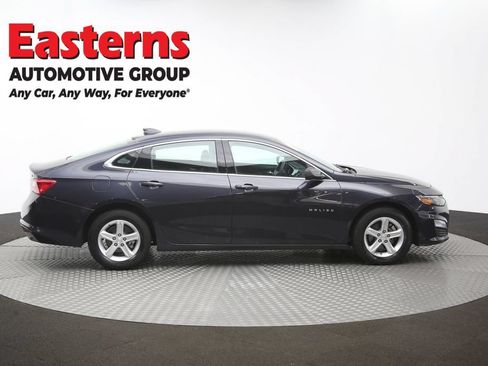 Used 2023 Chevrolet Malibu LT FWD image 45