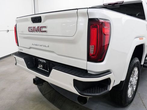 Used 2023 GMC Sierra 3500 Denali w/ Denali Ultimate Package AWD/4WD image 39