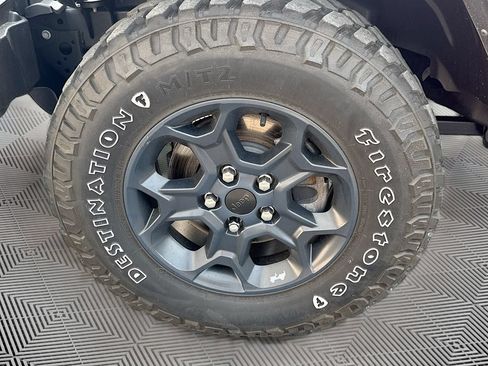 Certified 2023 Jeep Wrangler Unlimited AWD/4WD image 34