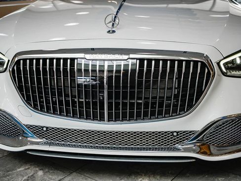 Certified 2024 Mercedes-Benz Maybach S 680 4MATIC image 8