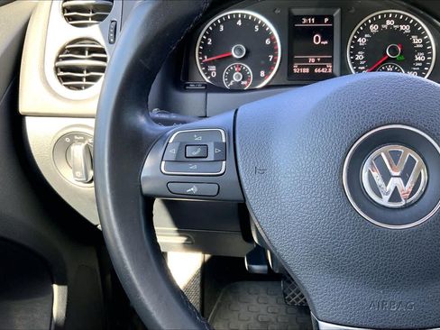 Used 2016 Volkswagen Tiguan S AWD/4WD image 24