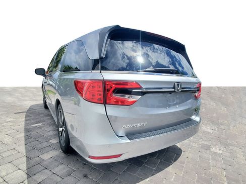 Used 2024 Honda Odyssey Touring image 4