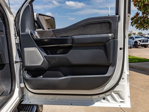 Used 2022 Ford F150 Platinum w/ Equipment Group 701A High AWD/4WD image 38