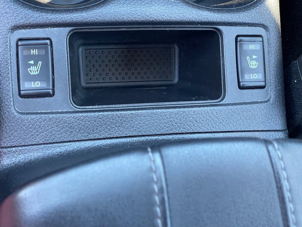 Used 2020 Nissan Rogue SV AWD/4WD image 22