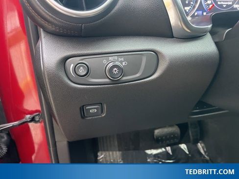 Used 2020 Chevrolet Blazer Premier w/ Driver Confidence II Package image 42