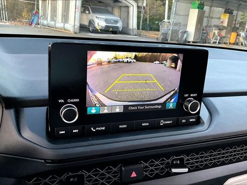 Certified 2025 Honda Accord SE image 11