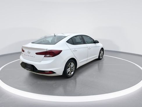 Used 2020 Hyundai Elantra SEL w/ Winter Weather Package image 8