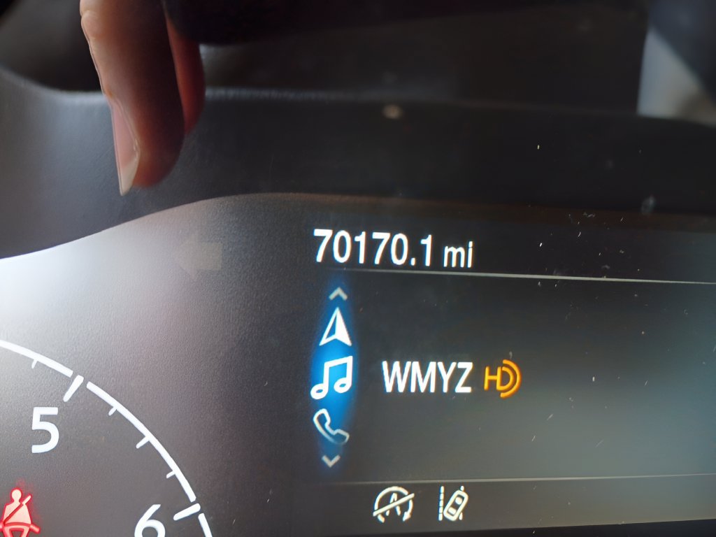 Used 2021 Ford Transit Connect XLT FWD image 8