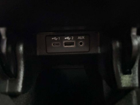 Used 2022 Nissan Maxima SR w/ Sport Mat Group image 35