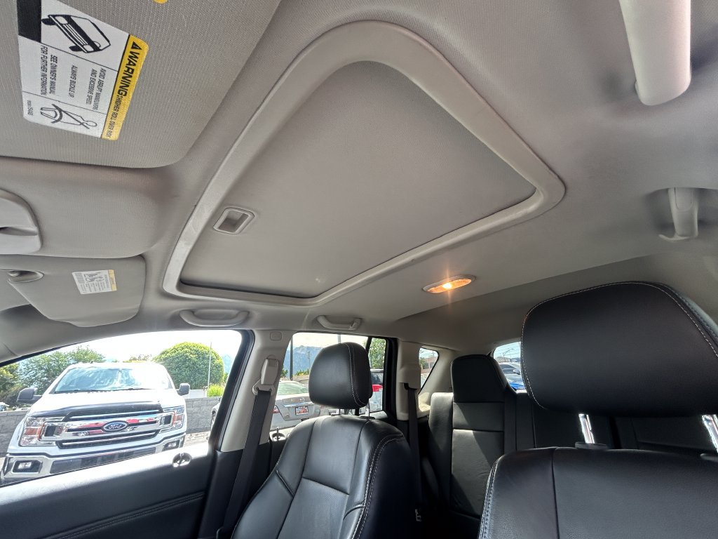Used 2016 Jeep Compass High Altitude FWD image 24