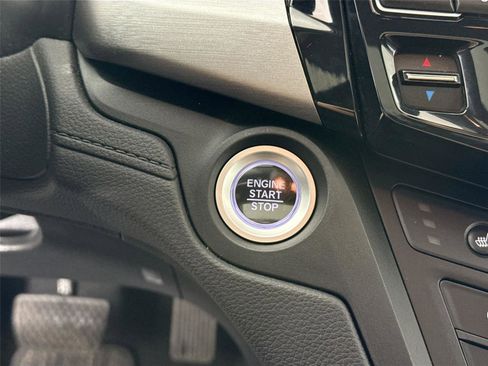 Used 2024 Honda Odyssey EX-L image 19