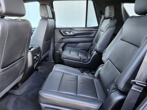 Used 2023 Chevrolet Tahoe Z71 w/ Luxury Package image 14