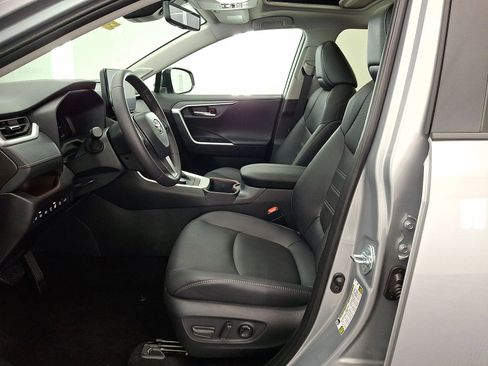 Certified 2025 Toyota RAV4 Limited w/ Advanced Technology Package AWD/4WD image 3