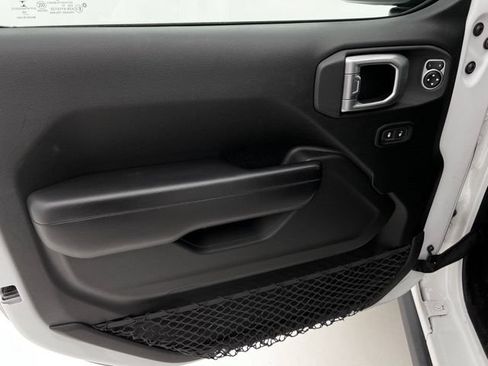 Used 2020 Jeep Wrangler Unlimited Sport AWD/4WD image 25