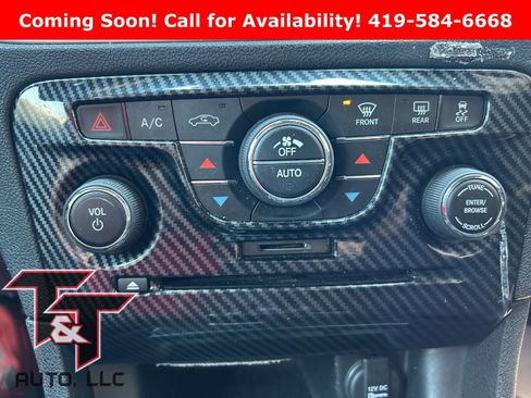 Used 2013 Dodge Charger SXT w/ Rallye Appearance Group RWD image 12