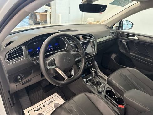 Certified 2023 Volkswagen Tiguan SE AWD/4WD image 10