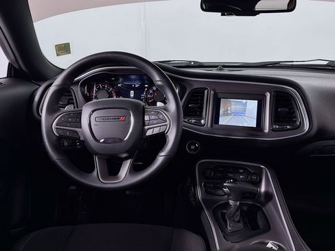 Used 2019 Dodge Challenger R/T w/ Driver Convenience Group image 13